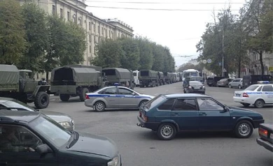 Центр Воронежа встал в пробке из-за присяги курсантов