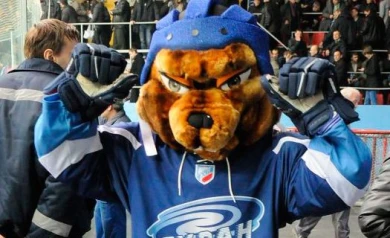 «Буран» одержал первую победу в сезоне в основное время