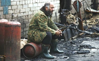 В доме, который сгорел из-за соседской петарды, могли взорваться газовые баллоны