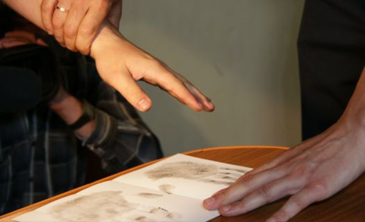 В Воронеже 7-летний школьник совершил кражу со взломом