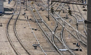 В Воронежской области из-за наушников парень чуть не погиб под поездом