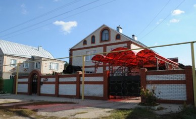 Бизнесвумен из Калача через 10 дней после убийства домработницы провела благотво...