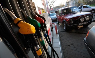 Антимонопольная служба нашла способ снизить рост цен на бензин