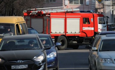 Очевидцы: «На ул. Шендрикова горел киоск с пирожками и чебуреками»