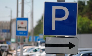 Со стоянки Сити-парка «Град» угнали иномарку с 190 тысячами евро