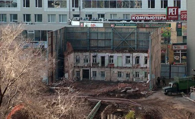 В Воронеже от очередного памятника архитектуры остался только фасад