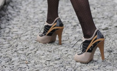 26-летняя жительница Воронежа чудом отбилась от двух насильников