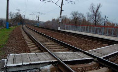 В Борисоглебске товарный поезд насмерть сбил женщину