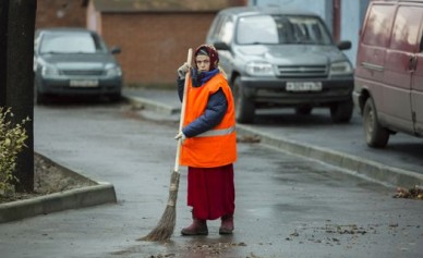 Из-за нелегальных дворников-мигрантов воронежский бюджет теряет сотни тысяч рубл...