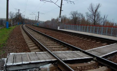 В Воронеже поезд насмерть сбил молодого человека