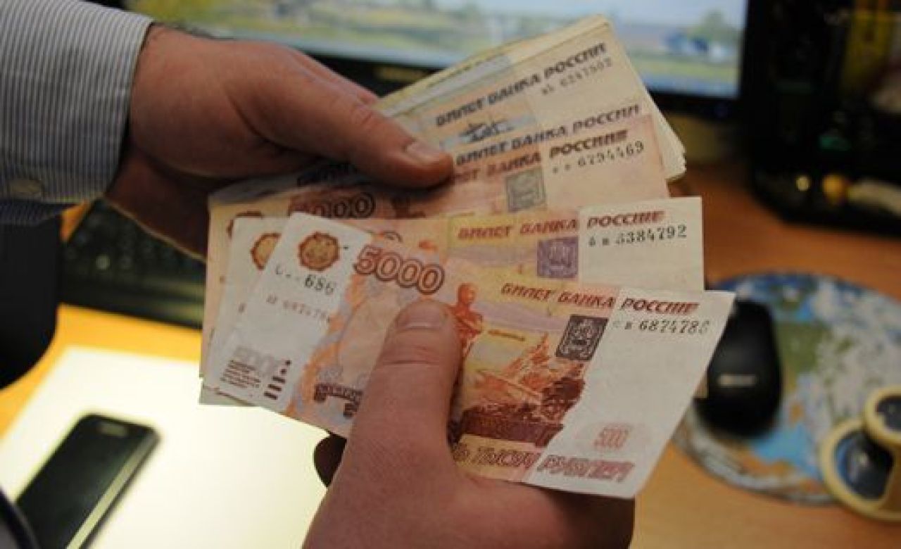 За полумиллионное мошенничество топ-менеджер мебельной фирмы получил условный срок