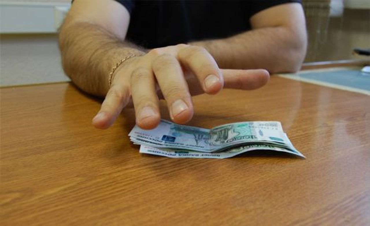 В Воронеже при получении взятки задержан заместитель начальника районной Службы судебных приставов