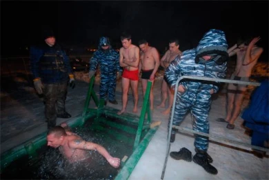 Санитарные врачи нашли в воде в воронежских крещенских купелях опасные микробы