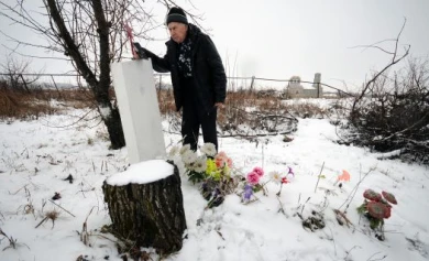 Воронежцы 30 лет ухаживают за могилой неизвестного солдата, которого запытали фашисты