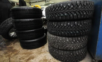 ГИБДД просит «переобувшихся» воронежских автомобилистов не выезжать на дороги