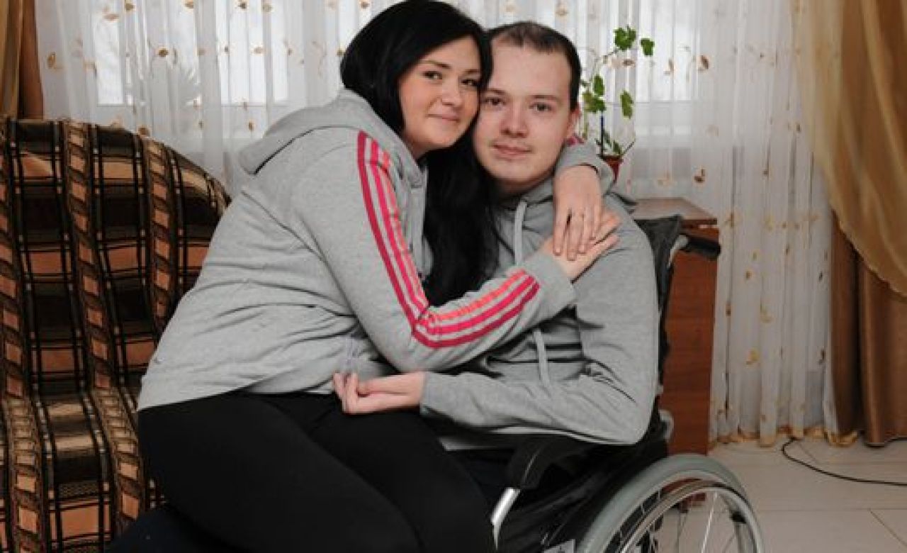 Герои «МОЁ!» Артем Коровин и Анна Крюкова выиграли деньги на свадьбу