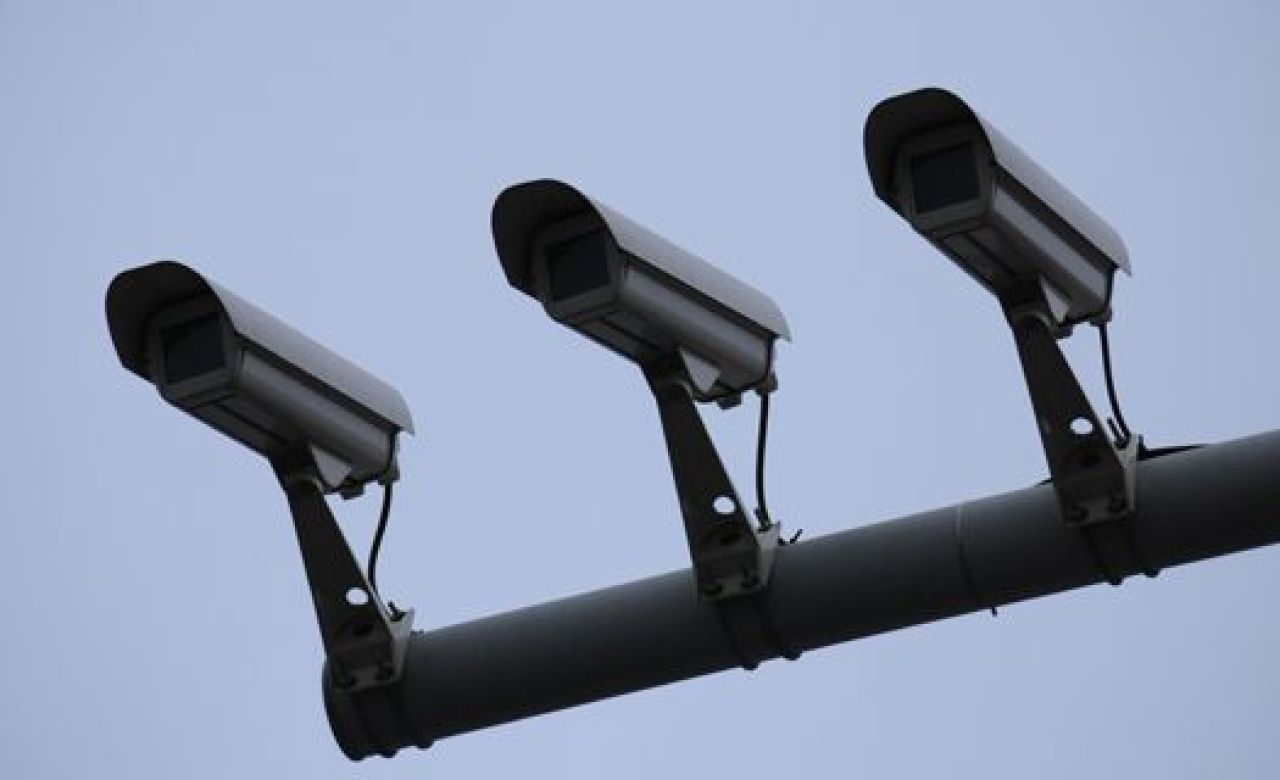 Воронежским автомобилистам стали приходить штрафы за езду с выключенным светом