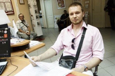 Страховая компания вернула воронежцу деньги, которые он переплатил за полис ОСАГ...