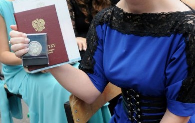 Воронежским выпускникам будут срочно менять аттестаты