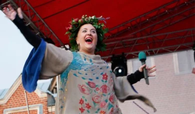 На фестивале «Усадьба jazz» в Воронеже Нино Катамадзе пришлось шантажировать зрителей