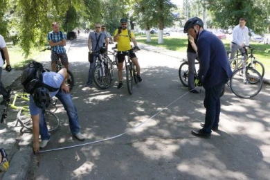 Воронежские чиновники проехали по городу на велосипедах ради развития дорожной инфраструктуры