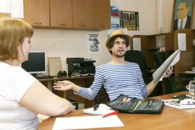 Художник Сергей Баловин, путешествующий по миру без денег, завершил кругосветку в Воронеже