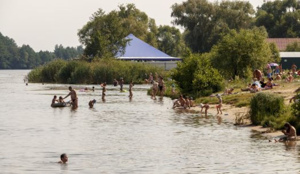 Пляж в Чертовицах