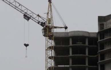 В Воронеже на стройке погиб рабочий из Таджикистана, упав с 18-метровой высоты