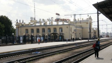 Пятнадцать поездов с кавказского побережья прибудут в Воронеж с многочасовым опо...