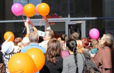 В Воронеже на открытии Центрального рынка возникла давка из-за воздушных шариков
