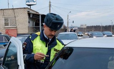 В Воронеже сотрудники ГИБДД массово проверят водителей