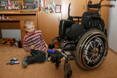 11-летнему мальчику из Воронежа необходимы ортопедические аппараты за 14 тысяч евро