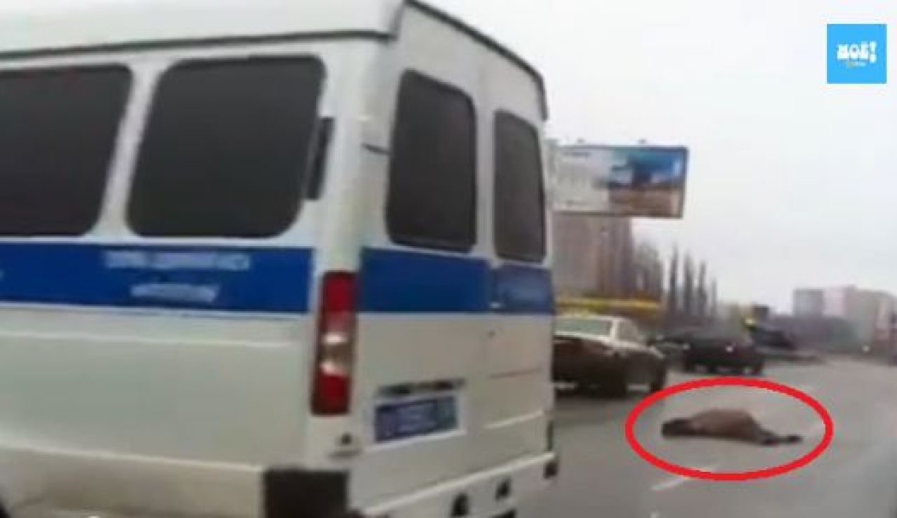 В Воронеже у кафе «Рай» иномарка насмерть сбила человека