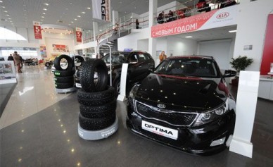 В Воронеже автосалоны не отдают своим клиентам купленные автомобили