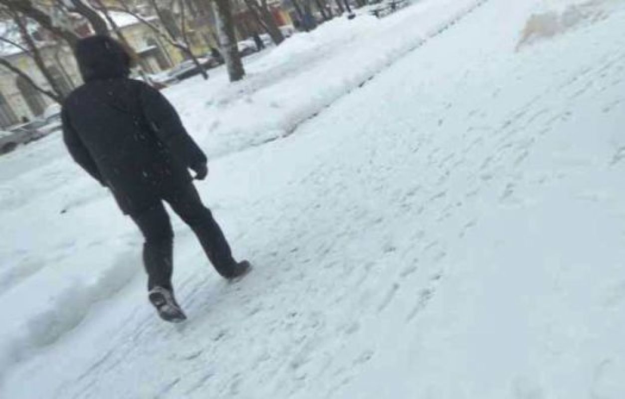 Воронежские полицейские поймали поджигателя по следам на снегу