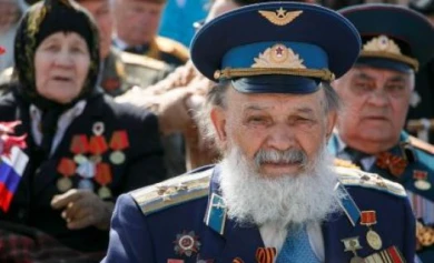 Мэр Воронежа поручил обеспечить ветеранам бесплатный проезд в транспорте