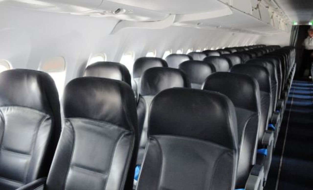 Пассажиры самолёта, летевшие из Египта, пытались спасти умирающую жительницу Воронежа