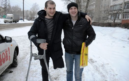 Александр Пашков с другом