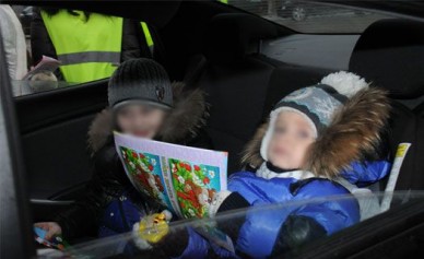 ГИБДД предлагает разрешить высоким детям ездить без автокресел