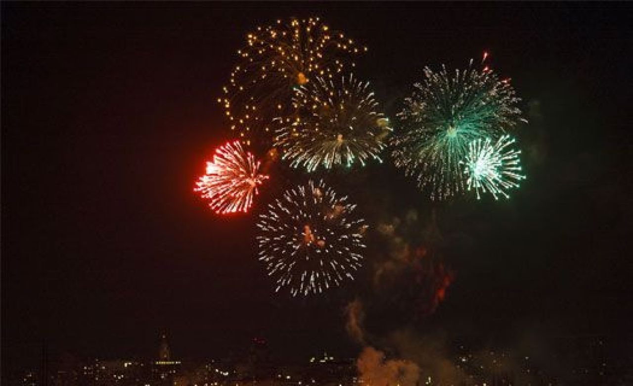 Низкий салют в День защитника Отечества оказался не хуже обычного