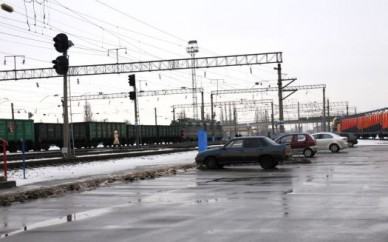 В Воронеже тепловоз насмерть задавил мужчину