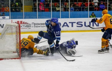 «Буран» начал плей-офф с поражения