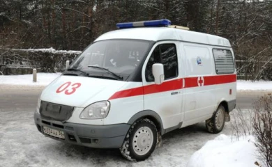 В Воронеже автомобилист избил водителя скорой за стоянку у подъезда больного