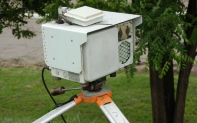 В Воронеже автолюбитель напильником разбил полицейский авторадар