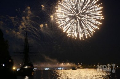 Воронежцам разрешили посмотреть на салют с водохранилища