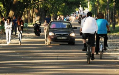 Больше 200 воронежцев приехали сегодня на работу на велосипедах