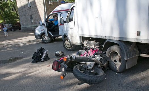Столкновение мотоцикла с «ГАЗелью» на улице Лидии Рябцевой попало на видео