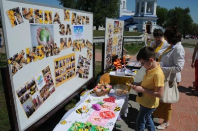 Воронежцев призывали сдать деньги на спасение пчел