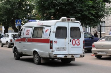 В Воронежской области мотоциклист разбился, врезавшись в водосток