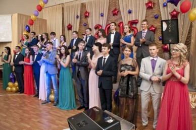 В Воронеже более пяти тысяч школьников отметили выпускной